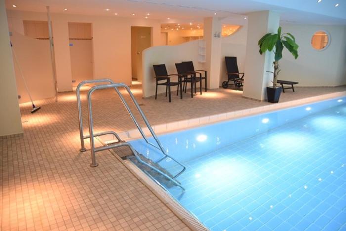 Gemuetliches 2-Zimmer-Appartement Mit Balkon Richtung Sueden. 韦斯特兰 外观 照片